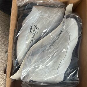 Alpina cross country ski boots brand new